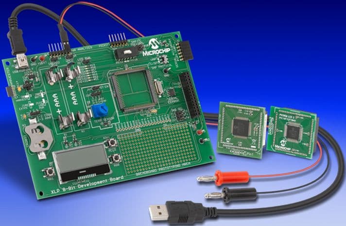 DM240313, XLP 8-Bit Development Board for the PIC16(L)F1947 and PIC18F87K22 Microcontroller families