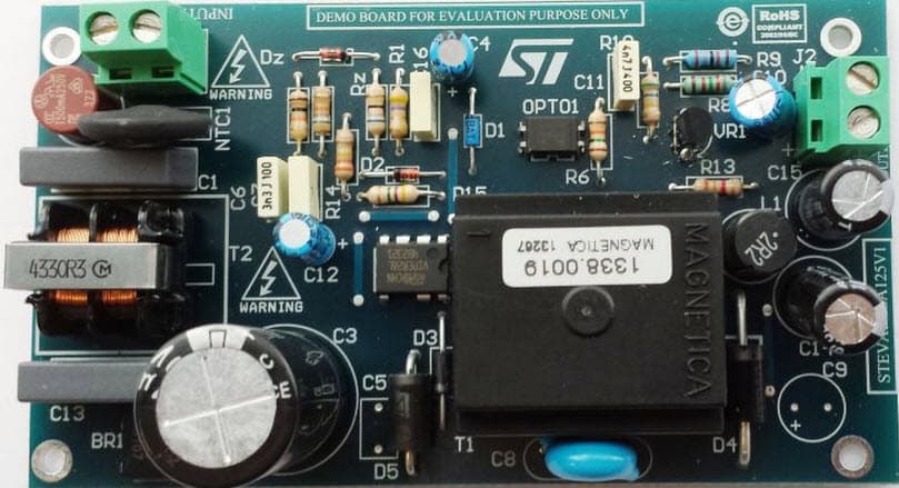 STEVAL-ISA125V1, 5 V/10 W, 60 kHz isolated flyback with extra power management Demonstration Board based on the VIPer28L