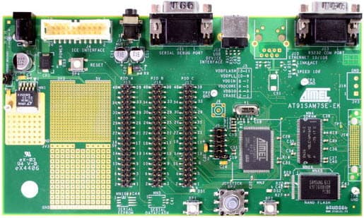 AT91SAM7SE-EK, Evaluation Kit designed for applications based on the SAM7SE ARM7 MCU