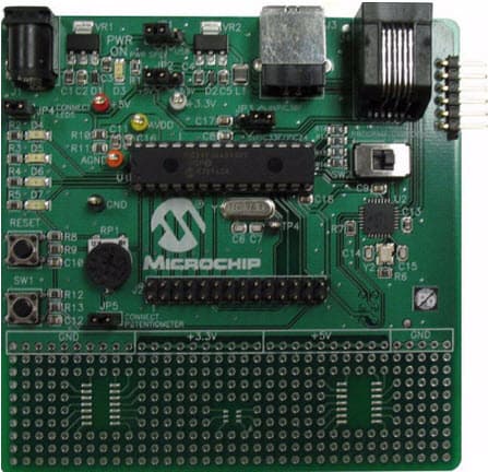 DV164027, Starter Development Board supports 28-pin PIC24 Microcontrollers or dsPIC Digital Signal Controller (DSC) devices