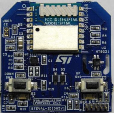 STEVAL-IDI005V1, SP1ML 868 MHz Wireless Sensor Board powered by a coin cell battery