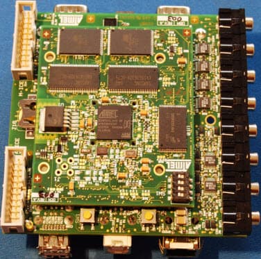 AT572D940-EB, Evaluation Board for evaluating chip performance and developing code for applications based on the DIOPSIS 940 HF