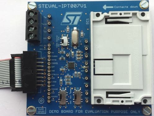 STEVAL-IPT007V1, Smart Card Interface Evaluation Board based on the ST8034HC